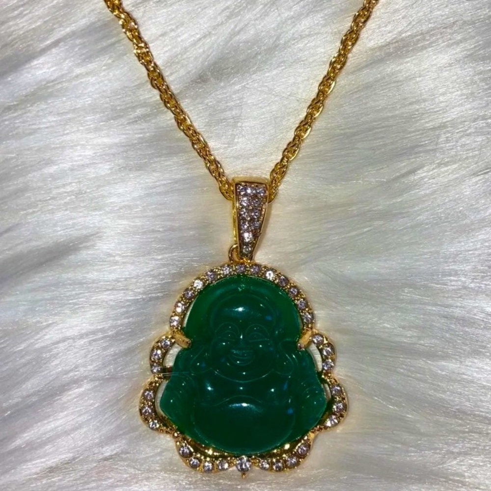 Gold plated Buddha pendant necklace in jade green - Picture 1 of 1